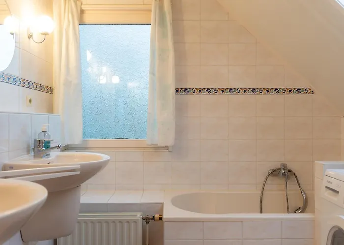 Vakantiehuis Ruime Aan De Kust In Het Prachtige Sint Maartenszee *