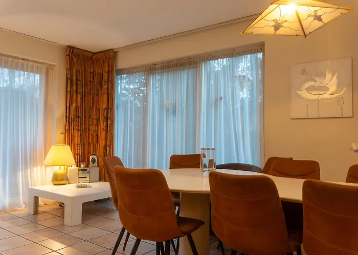 Ruime Aan De Kust In Het Prachtige Sint Maartenszee Sint Maartensvlotbrug