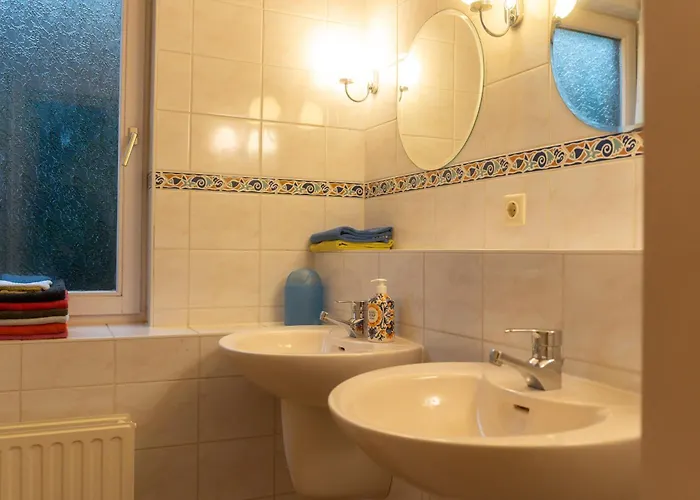 Ruime Aan De Kust In Het Prachtige Sint Maartenszee Vakantiehuis